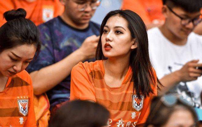 邻居家的妻子们